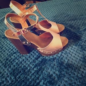 Size 9 Heels worn twice Rose Gold